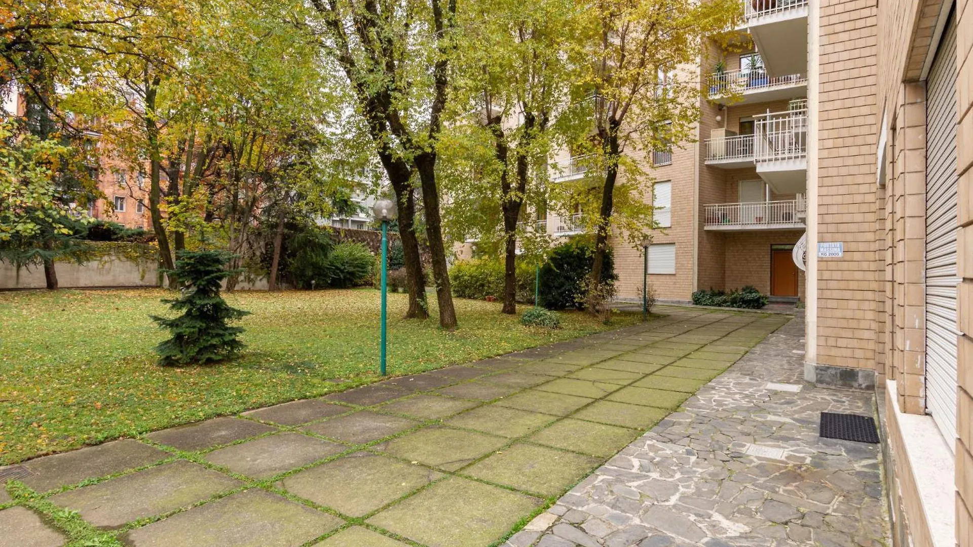 Apartment La Dimora Di Keplero By Interhome Milan 0*,